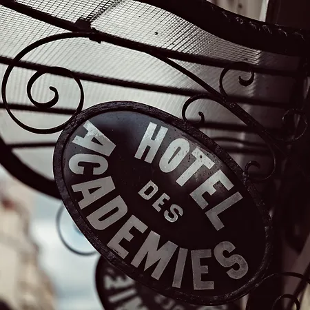 Hotel Des Academies Et Des Arts Paris