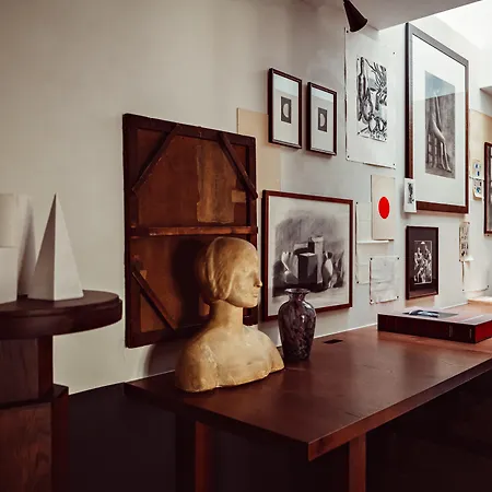 Des Academies Et Des Arts