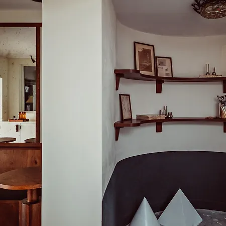 Hotel Des Academies Et Des Arts 4*