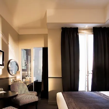 Des Academies Et Des Arts 4* Paris