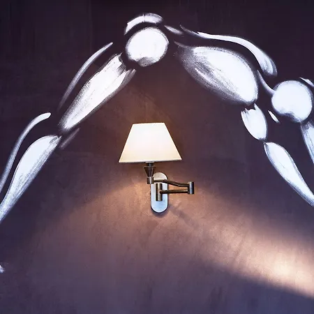 Hotel Des Academies Et Des Arts 4*