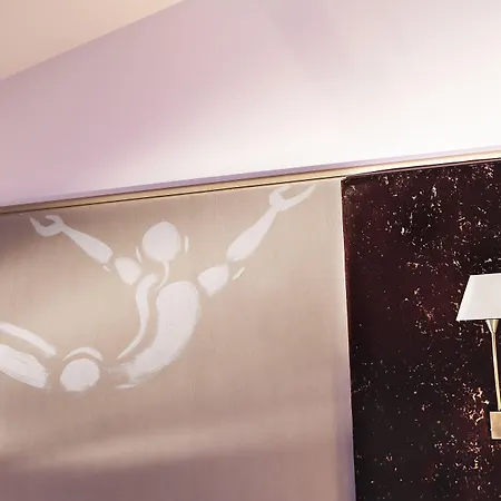 Des Academies Et Des Arts 4* Paris