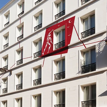 Des Academies Et Des Arts Hotel