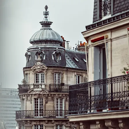 ホテル Des Academies Et Des Arts