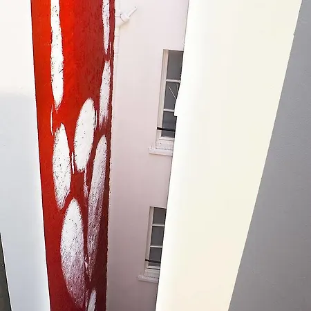 Des Academies Et Des Arts Hotel Paris